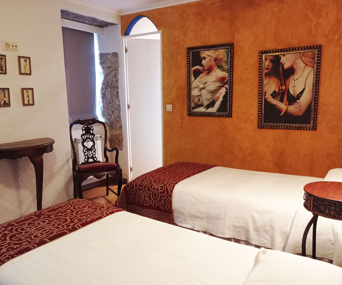 Hostal rural O Corzzon en O Porriño para peregrinos y grupos